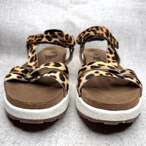 OTBT Springer Calf real fur strappy platform sandals size 10M cheetah print - Picture 5 of 9